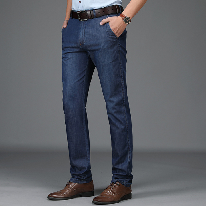 Jean Van Rekbaar Denim Avec Une Coupe Classique Pour Hommes