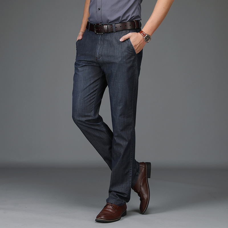 Jean Van Rekbaar Denim Avec Une Coupe Classique Pour Hommes