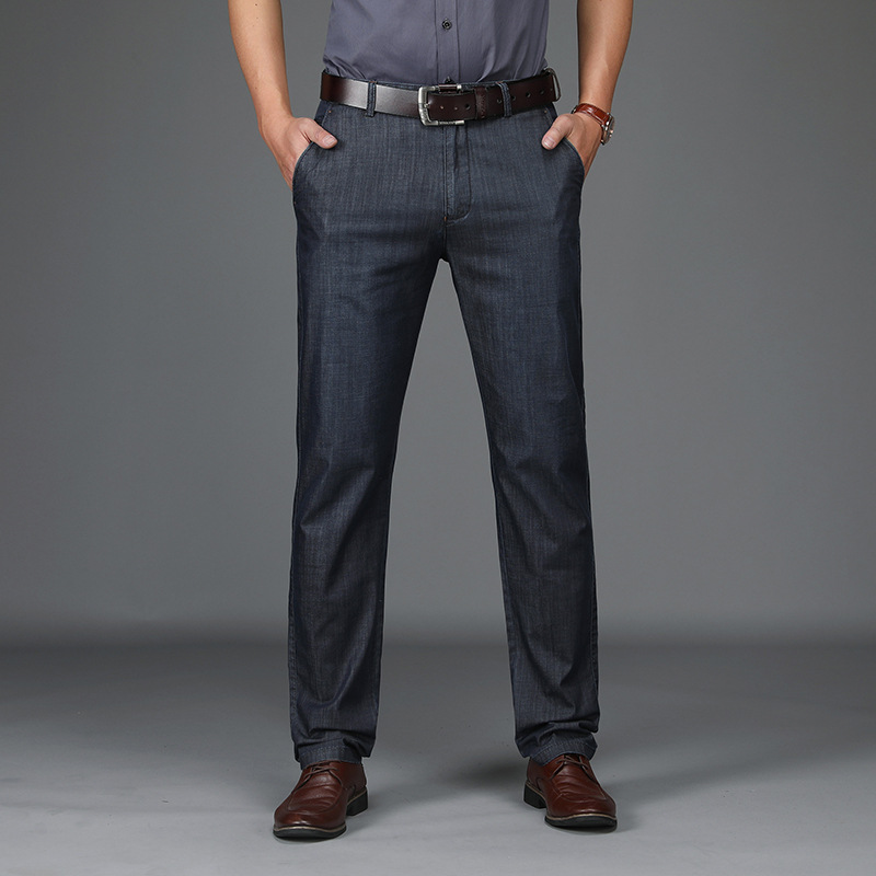 Jean Van Rekbaar Denim Avec Une Coupe Classique Pour Hommes