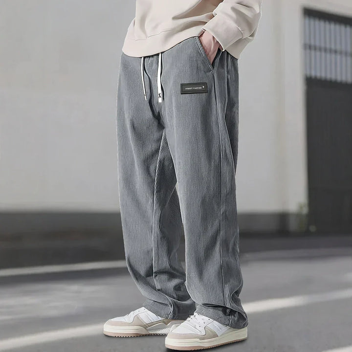 Pantalon en velours côtelé